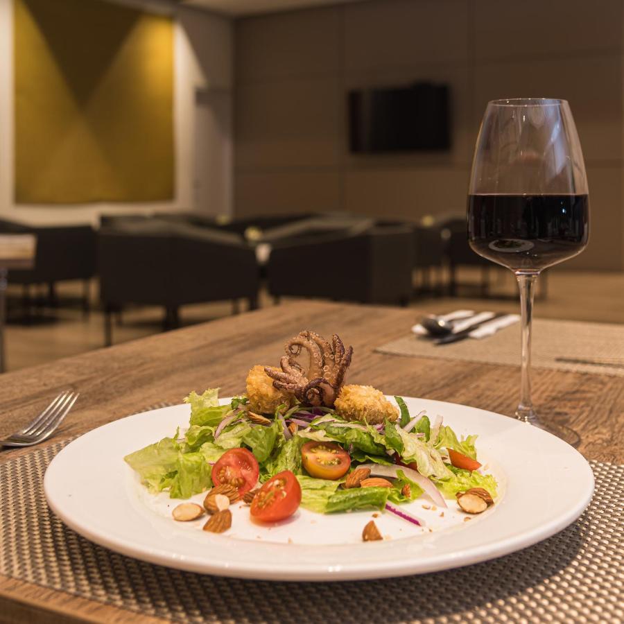 Sercotel Suites Bogota Norte Bagian luar foto